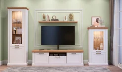 OTTO home Vitrine »Tara« (H/B/T): 200/66/48cm,lackiert mit wasserbasiertem UV-Lack, Soft-Close-Funktion