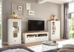 OTTO home Vitrine »Westminster, Hochschrank im Landhausstil, Glasvitrine, Stauraumelement« Metallgriffe, ausreichend Stauraum, in 2 Farben erhältlich