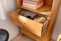 OTTO products Hochschrank »Jorrick« Breite 60 cm, Massivholz Kiefer mit Bio Öl/Wachs behandelt