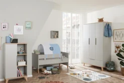 PAIDI Kleiderschrank »FIENE in Grau, 3 Türen und 1 Schublade mit Soft-Close« inkl. Kleiderstange und Einlegeböden, Kleiderschrank aus Holz