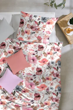 Primera Bettwäsche »Primera Mako-Satin-Bettwäsche Viola« 2 Stk. mit einem kräftigen Blumenmuster