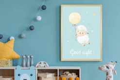 queence Bild mit Rahmen »Fliegendes Schaf mit Ballon« Bilder vom Sternenhimmel | Himmel | Himmelsbilder | Luftballon | Schriftzug | Stern | Sterne | Tiere 1 Stk. tlg. HD Premium Posterdruck mit Echtholzrahmen