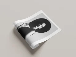queence Bild mit Rahmen »oder Poster, Evgenia« Bilder von Frauen | Fashion | Foto | Frau | Magazincover | Mode | Portrait | Schwarz-Weiß 1 Stk. tlg. HD Premium Druck