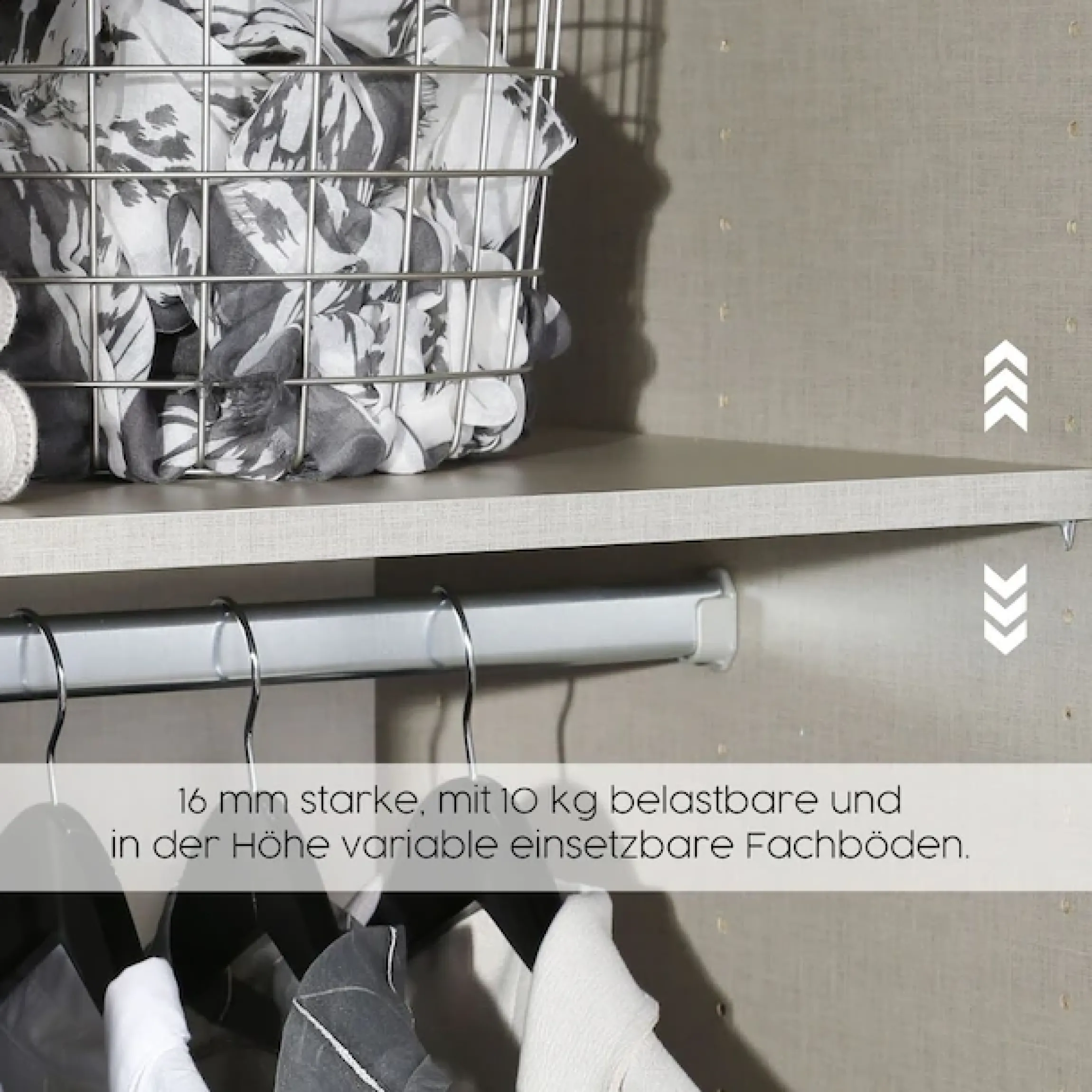 rauch Drehtürenschrank »Kleiderschrank Schrank Garderobe Schlafzimmerschrank ACERO« praktisch in Tiefe 41 cm mit vielen Einlegeböden,Spiegelfront in moderner Loft-Optik MADE IN GERMANY
