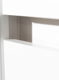 rauch Drehtürenschrank »Kleiderschrank Schrank Garderobe Wäscheschrank Ankleide NIDDA« Breiten 91/136/181 cm,mit vollflächig aufgelegten Spiegel grifflose Front MADE IN GERMANY