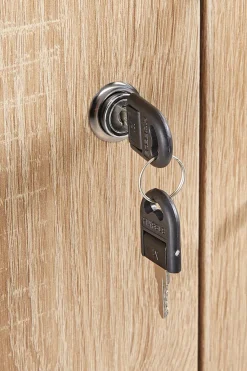 rauch Kleiderschrank »Schrank Garderobe Garderobenschrank Putzschrank Wäscheschrank BERGHEIM« Breite/Höhe/Tiefe: 91/197/54 cm,viel Stauraum, abschließbar mit insgesamt 4 Schlüsseln MADE IN GERMANY