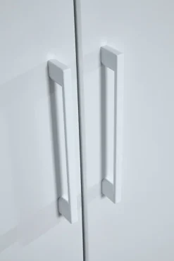 rauch Kleiderschrank »Schrank Mehrzweckschrank Garderobenschrank Schlafzimmer Möbel THOR« 3 verschiedene Ausstattungen BASIC/CLASSIC/PREMIUM (inkl. SOFT-CLOSE),mit farblich passenden, modernen Metallgriffen MADE IN GERMANY