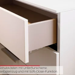 rauch Kombikommode »Kommode Türkommode Sideboard Kombikommode FLIPP mit Glasfront« Breite 200 cm mit 4 Einlegeböden,3-türig mit 5 Schubladen und Soft-Close-Funktion sowie Glasfront