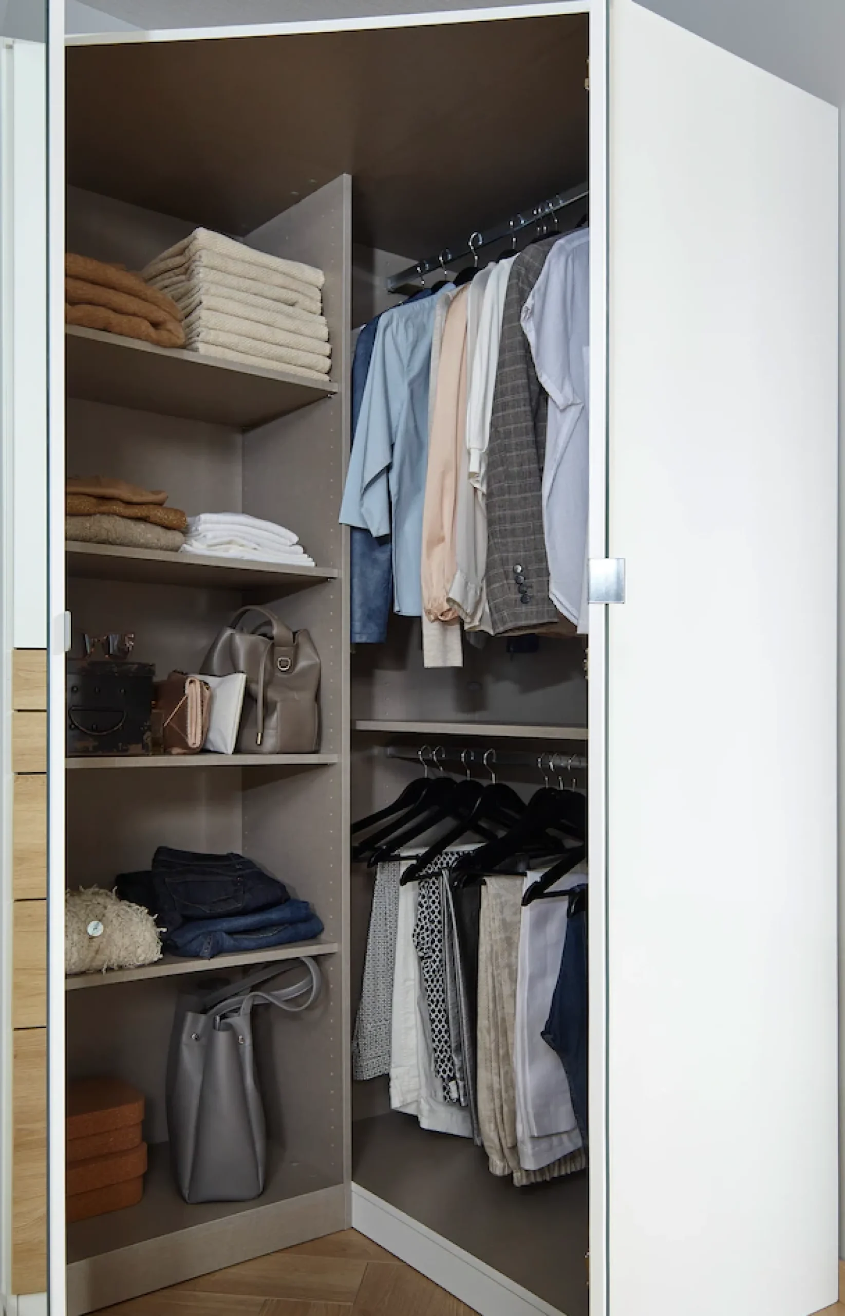 rauch Schrank-Set »Kleiderschrank Schrank Garderobe Wäscheschrank Ankleide ONTARIO« Set, Größe 298x208 cm,