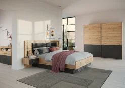 rauch Schwebetürenschrank »Kleiderschrank Ankleide Garderobe Schlafzimmerschrank BILBAO-EXTRA« Breiten 181/226/271 cm, Höhe 210 cm,in moderner Absetzung mit Griffleisten in Graumetallic MADE IN GERMANY