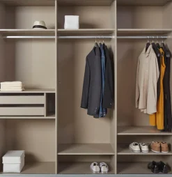 rauch Schwebetürenschrank »Kleiderschrank Schrank Garderobe Wäscheschrank KEPAN« inkl. Schubladen-Einsatz und extra Einlegeböden MADE IN GERMANY