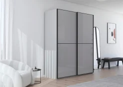 rauch Schwebetürenschrank »Kleiderschrank Schrank Garderobe Schlafzimmerschrank SCALE-DUO« edle zweigeteilte Türen Glas-Front mit 3 Zierleisten MADE IN GERMANY