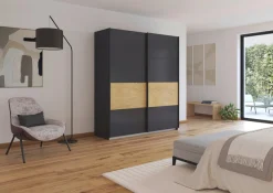 rauch Schwebetürenschrank »Kleiderschrank Schrank Garderobe Schlafzimmerschrank MALVA« Bauchbinde abgesetzt in gebürstetem Eiche Furnier MADE IN GERMANY