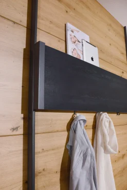 rauch Schwebetürenschrank »Kleiderschrank Schrank Garderobe Schlafzimmerschrank APOLLON« inkl. praktischem Hängeelement mit 6 Kleiderhaken MADE IN GERMANY