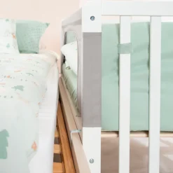 roba® Babybett »Room Bed - Woodland Buddies« als Beistell-, Kinder- und Juniorbett verwendbar