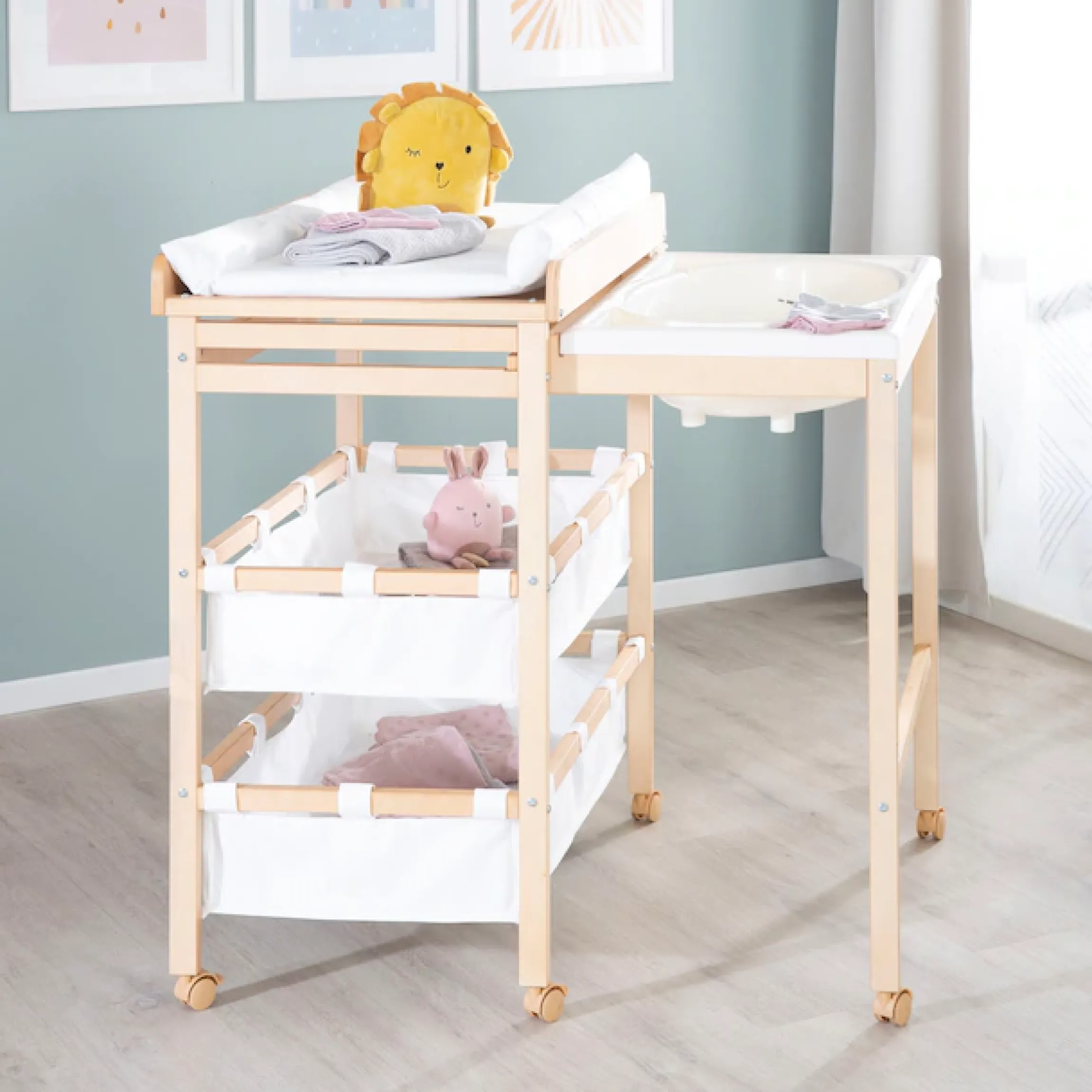 roba® Bade- und Wickelregal »Baby Pool, natur« bis 15 kg inkl. herausziehbarer Badewanne und Wickelauflage weiß 56 cm