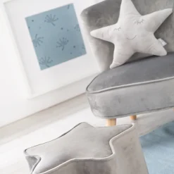 roba® Kindersitzgruppe »Lil Sofa« Set, 3 Stk. tlg. bestehend aus Kindersessel, Kinderhocker und Dekokissen in Sternform