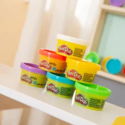 roba® Kindersitzgruppe »Play-Doh Schulpult« Set,inkl. 3D-Kreativmatte, 6 Knetdosen, Schürze