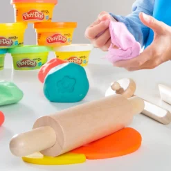 roba® Kindersitzgruppe »Play-Doh Schulpult« Set,inkl. 3D-Kreativmatte, 6 Knetdosen, Schürze