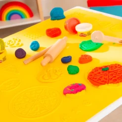 roba® Kindersitzgruppe »Play-Doh« Set,inkl. 3D Kreativmatte, Knete und Zubehör