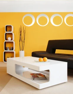 SalesFever Couchtisch »Tisch: Praktischer Stil für Ihr Wohnzimmer« Mit eleganten seitlichen Aussparungen