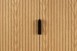 SalesFever Kommode »Visby Stilvolles Sideboard für den Wohnbereich« Eiche Echtholzfurnier