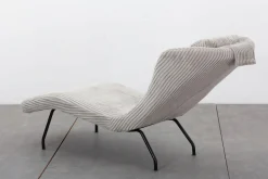 SalesFever Relaxsessel »Komfortabler Sessel zum Entspannen« Moderne Relaxliege: Gemütlichkeit trifft Cord-Bezug