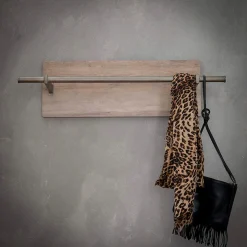 SalesFever Wandgarderobe »Design-Garderobe mit Stil« Eleganter Dekor in charmanter Eiche-Optik