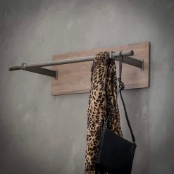 SalesFever Wandgarderobe »Design-Garderobe mit Stil« Eleganter Dekor in charmanter Eiche-Optik