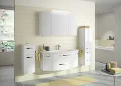Saphir Badezimmerspiegelschrank »Serie 4010 Badezimmer-Spiegelschrank inkl. LED-Aufsatzleuchte« Badschrank 140 cm breit, 3 Türen, 6 Glas-Einlegeböden, inkl Türdämpfer