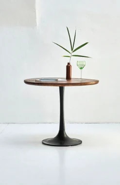 SIT Beistelltisch »T-MODERN COUCH TABLE MEDIUM« mit eingelassenem SIT Button
