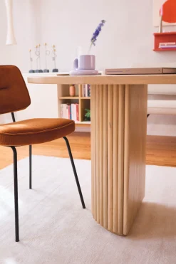 SIT Esstisch »Moderner Esstisch im Ribbed‑Design – Massiver Mangoholz‑Tisch« Massiver Mangoholz‑Esstisch mit eleganter Maserung