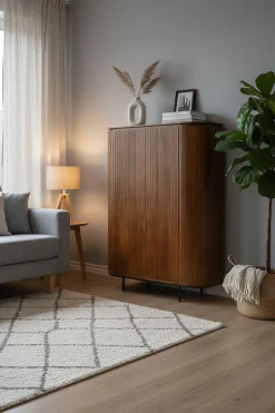 SIT Highboard »Aberdeen aus massivem Mangoholz mit Lamellenfront & 2 Türen« 1 Stk. tlg. Lamellenfront aus Mangoholz & schwarze Metallfüße
