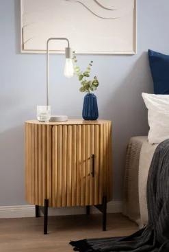 SIT Nachtkommode »Kommode Retro – Lamellen‑Design & massives Mangoholz, stilvoll« 1 Stk. tlg. Retro‑Lamellen‑Nachtkommode aus massivem Mangoholz, Stauraum