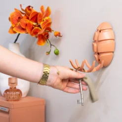 Spinder Design Garderobenhaken »BUG« Design-Garderobe aus recyceltem ABS und mit klappbaren Haken