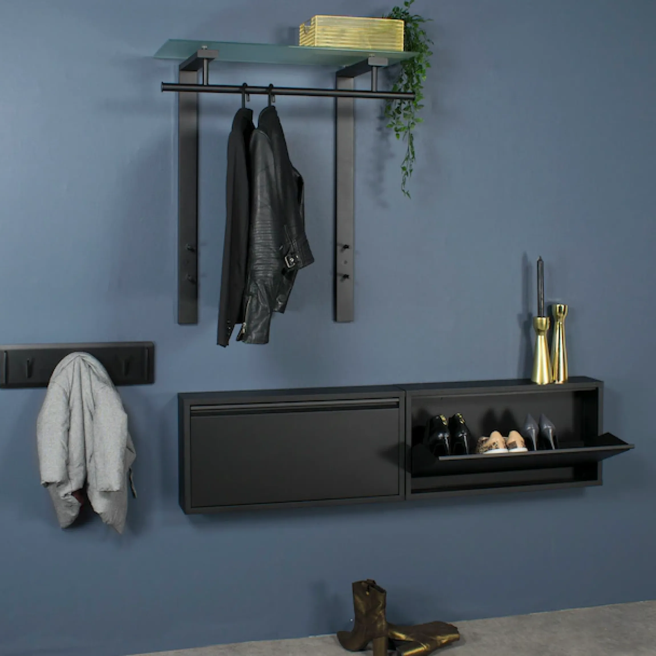 Spinder Design Garderobenleiste »DUTCH« Moderne Wandgarderobe aus Stahl und Glas