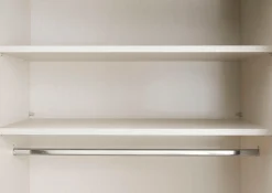 STAUD Schwebetürenschrank »Includo Glas, Made in Germany«