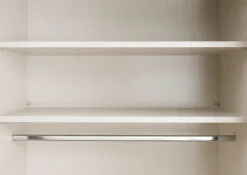 STAUD Schwebetürenschrank »Includo, Made in Germany« , mit vier verschiedenen Ausstattungsvarianten