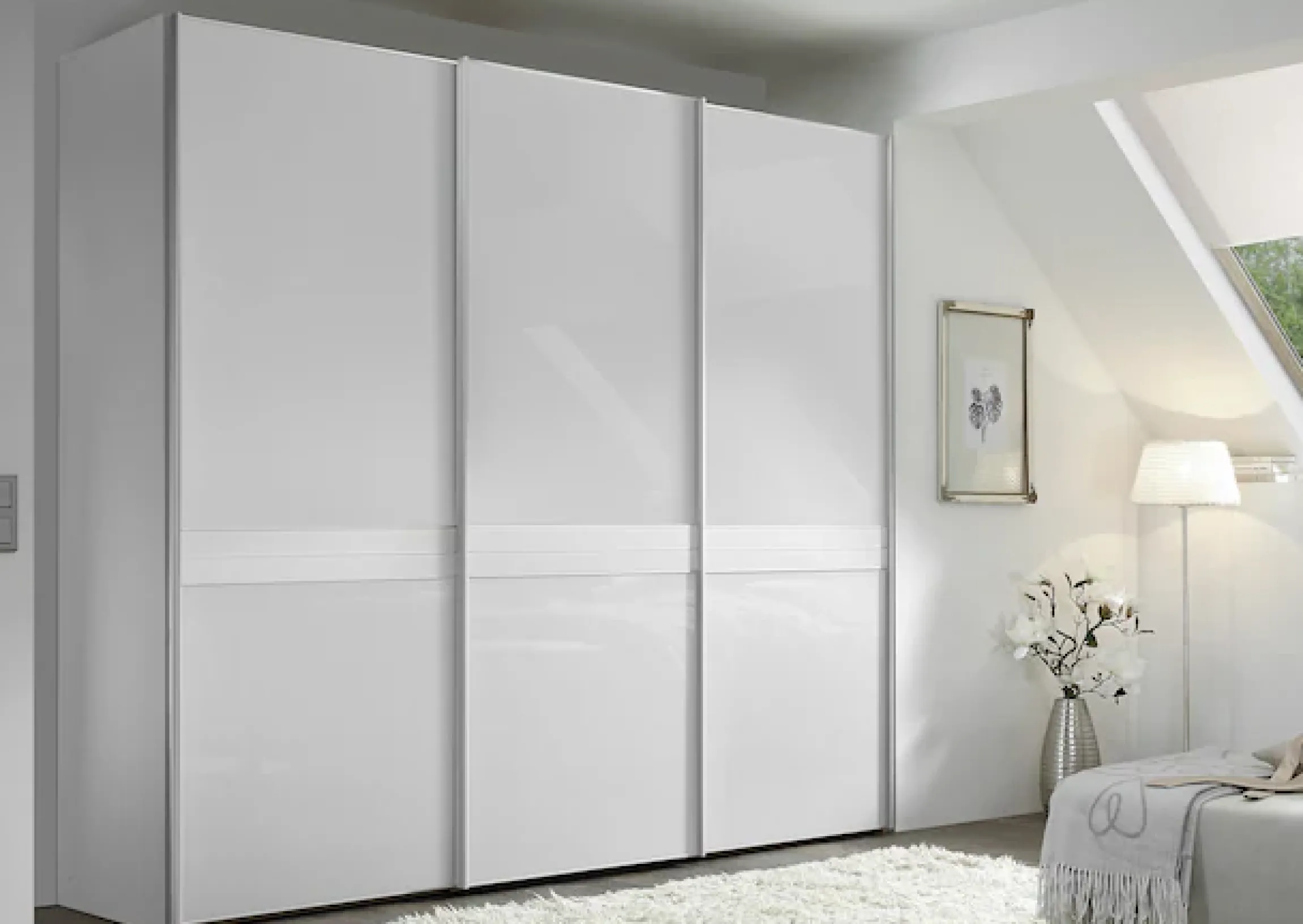 STAUD Schwebetürenschrank »Sinfonie Plus, edles Design in hochwertiger Qualität, Made in Germany« Mittelband in Mattglas und vier verschiedenen Ausstattungsvarianten
