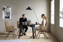 Stressless® Polsterstuhl »Laurel« () Low Back mit Armlehne, Größe L, mit schräggestellten Beinen in Eiche