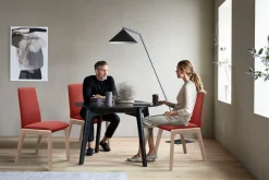 Stressless® Polsterstuhl »Laurel« () Low Back, Größe M, mit abgerundeten Beinen in Schwarz
