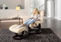Stressless® Relaxsessel »Ruby« mit Classic Base, Größe S, Gestell Eiche, Wenge, Braun & Schwarz