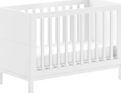 Vipack Babybett »in gradlinigem Design, standfest gebaut, pflegeleichte Oberfläche« 60x120 cm, 3-fach verstellbarer Lattenrost, Ausf. weiß lackiert