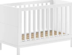 Vipack Babybett »in gradlinigem Design, standfest gebaut, pflegeleichte Oberfläche« 60x120 cm, 3-fach verstellbarer Lattenrost, Ausf. weiß lackiert