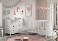 Vipack Babyzimmer-Komplettset »Amori 3-tlg. mit Herz-Ornamenten, MDF/Massiv weiß lackiert« 3 Stk. tlg.