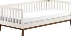 Vipack Daybett »Sesan, mit Sprossenumrandung in zeitlosem Design« (B/H/T ca. 205x70x95,7cm) inkl. Rolllattenrost,universell einsetzbar, wahlweise in 2 zwei Farben erhältlich