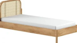 Vipack Einzelbett »mit massiven Bettpfosten und furnierten Bettseiten« 90/200 inkl. Lattenrost und trendigem Rattankopfteil