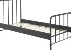 Vipack Jugendbett »Bronxx, Einzelbett 90/200, sehr stabil, romantische Optik« B/H/T ca. 96,5x110x206cm, inkl. Lattenrost, Bodenfreiheit,Oberfläche pulverbeschichtet, verschiedene Farben zur Wahl