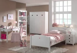 Vipack Kinderbett »Amori, mit nostalgischer Herz-Optik, geschwunges Kopf- und Fußteil« B/H/T ca. 212x80x96cm, Weiß lackiert mit Herz-Ausschnitt,Metallwinkel als Rahmenauflage, nur für festen Lattenrost geeignet