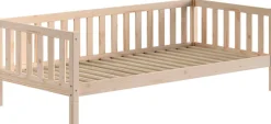 Vipack Kinderbett »Dallas, Massivholzbett, umbaubar vom Boden- zum Daybett« inkl. Rolllattenrost und Sprossenumrandung, 90 oder 140x200 cm breit,stabil und standfest gebaut, wahlweise Kiefer massiv natur oder weiß